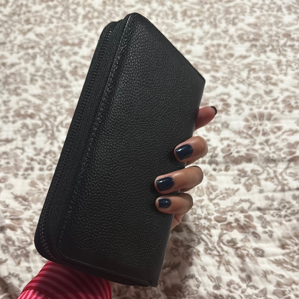Black Textured Wallet